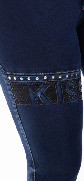 JEANS LEVANTA COLA AZUL OSCURO CON CORTE Y BORDADO EN PIERNA DERECHA PEDRERIA Y DISEÑO EN BOLSILLOS – 64314