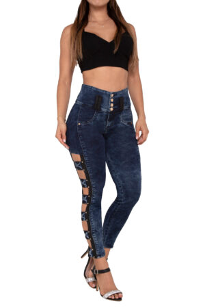 JEANS LEVANTA COLA AZUL MEDIO CORTES EN LATERALES CON PEDRERIA BOTA SKINNY- 64461
