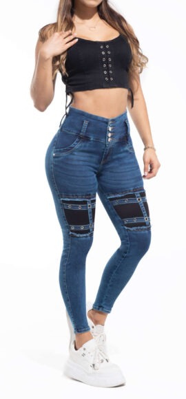 JEANS LEVANTA COLA AZUL MEDIO CON PEDRERIA DISEÑO EN PIERNA – 64268