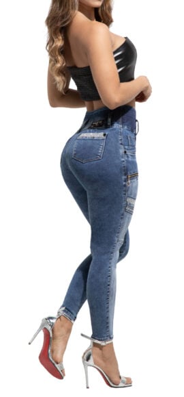 JEANS LEVANTA COLA AZUL OSCURO JASPEADO CON PEDRERIA BOTA SKINNY – 64462