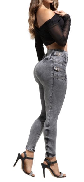 JEANS LEVANTACOLA GRIS SIN BOLSILLOS CON DISEÑO EN LOS LATERALES CON CORREAR Y PEDRERIA DORADA – 64451