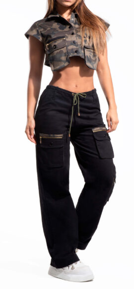SET LEVANTA COLA NEGRO CON BOLSILLOS CARGO EN LATERALES  CHALECO  BOTA ANCHA- 64399