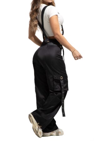 ENTERIZO LEVANTA COLA NEGRO CON BOLSILLOS CARGO BOTA ANCHA-64440