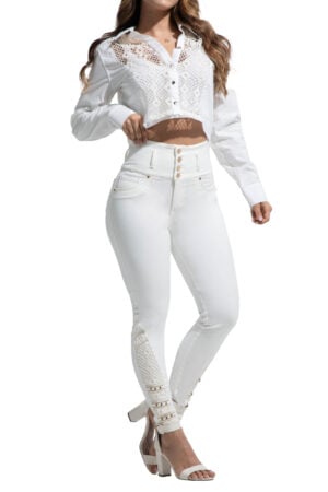 CONJUNTO DE CHAQUETA Y PANTALON MARFIL CON MALLA AMBIENTADO CON PEDRERIA – 71308