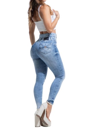 JEANS LEVANTACOLA AZUL CLARO CORTES EN PRETINA BOTA SKINNY – 50535
